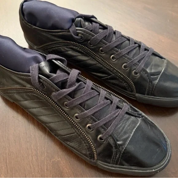 Men's Black Leather Sneakers - Picture 3 of 5